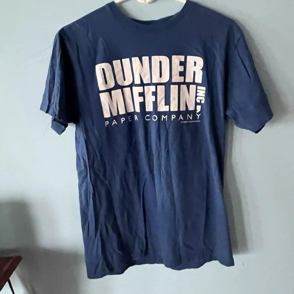 Dunder Mifflin - Men’s Medium T-Shirt - Adult Light Blue & White - The Office - Picture 1 of 4